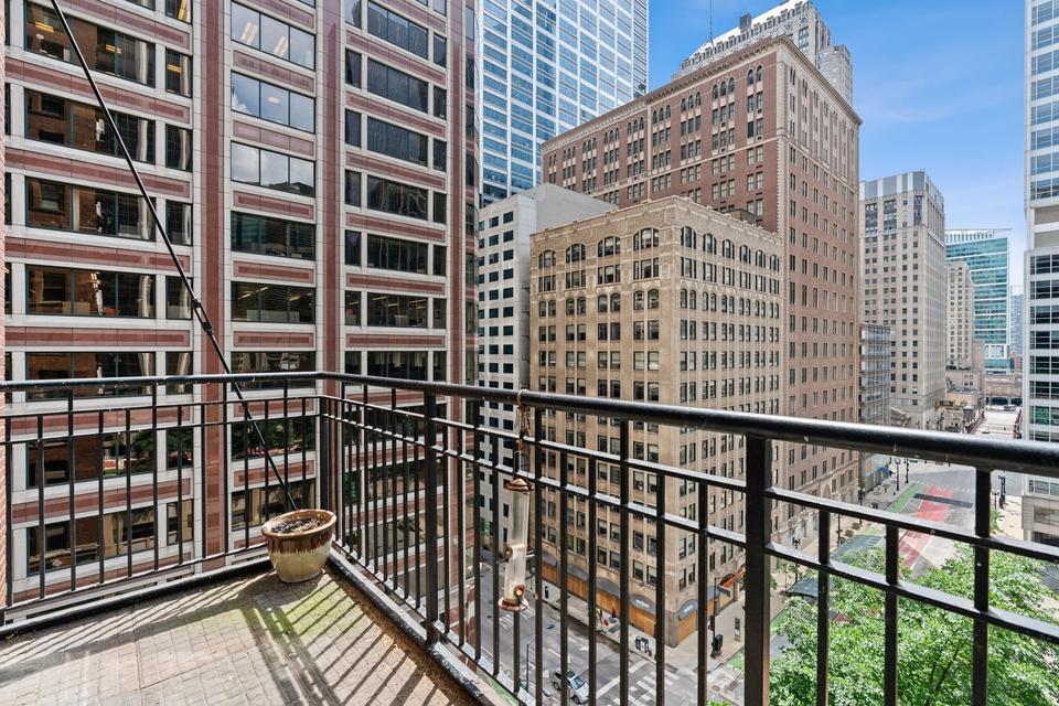  212 W Washington St #904, Chicago, IL 60606 photo 17
