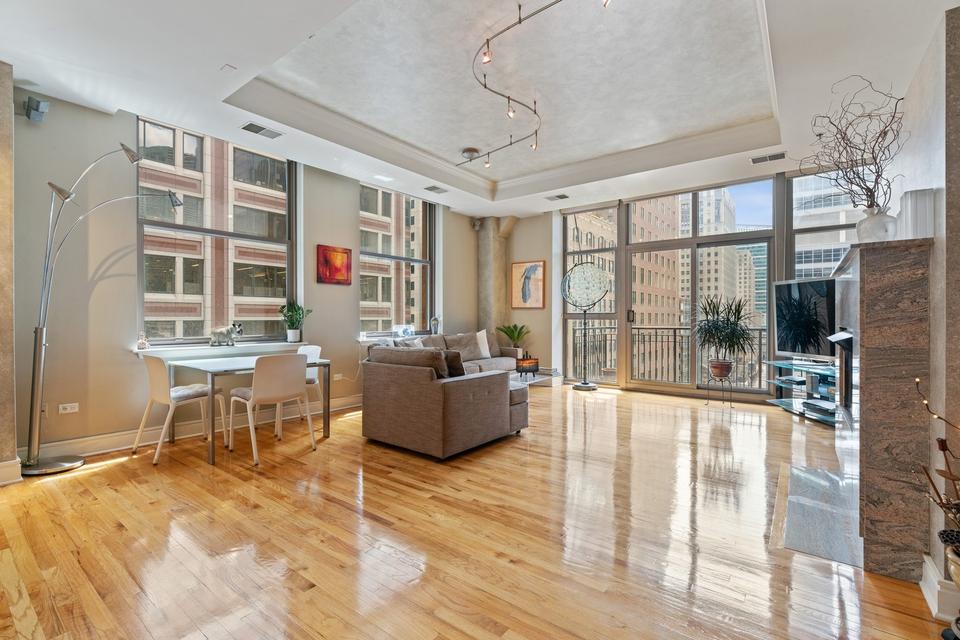  212 W Washington St #904, Chicago, IL 60606 photo 2