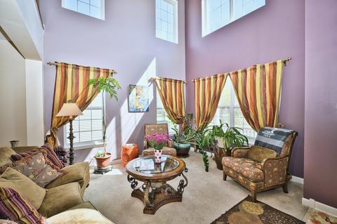2164 Amelia Ln, Hoffman Estates, IL 60192 photo 4