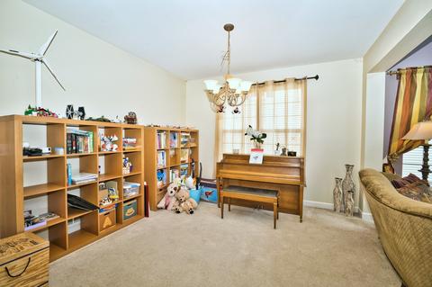 2164 Amelia Ln, Hoffman Estates, IL 60192 photo 7
