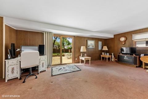 1909 E Camp Mcdonald Rd, Mount Prospect, IL 60056 photo 8