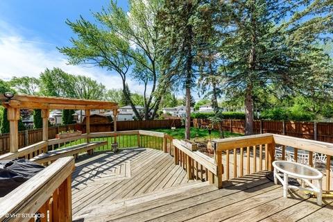 1909 E Camp Mcdonald Rd, Mount Prospect, IL 60056 photo 17