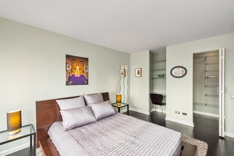 30 E Huron St #2303, Chicago, IL 60611 photo 11