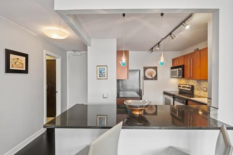 30 E Huron St #2303, Chicago, IL 60611 photo 9
