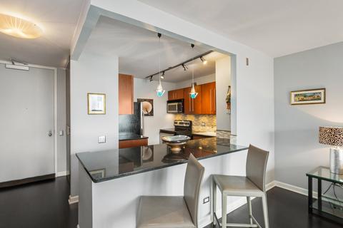 30 E Huron St #2303, Chicago, IL 60611 photo 6