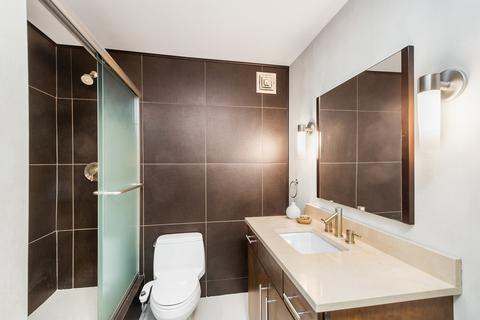 30 E Huron St #2303, Chicago, IL 60611 photo 12