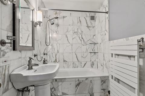 210 E Pearson St #8A, Chicago, IL 60611 photo 12