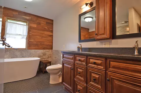 2400 11th St, Peru, IL 61354 photo 8