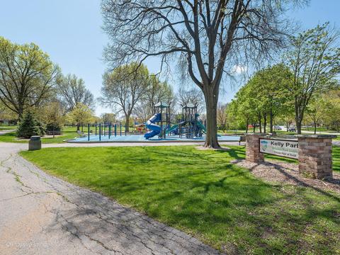 1205 S Main St, Wheaton, IL 60189 photo 24