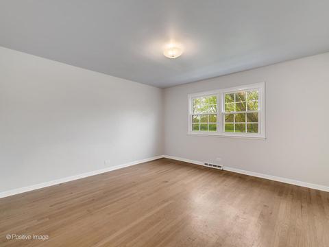 1205 S Main St, Wheaton, IL 60189 photo 15