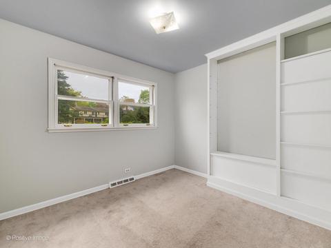 1205 S Main St, Wheaton, IL 60189 photo 16