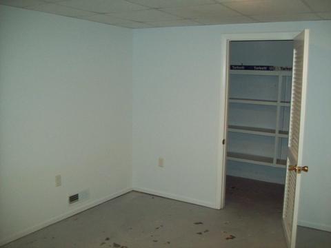 200 4th St, Walnut, IL 61376 photo 18