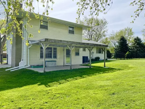 2561 E 259th Rd, Peru, IL 61354 photo 3
