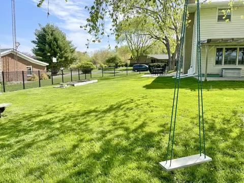 2561 E 259th Rd, Peru, IL 61354 photo 6