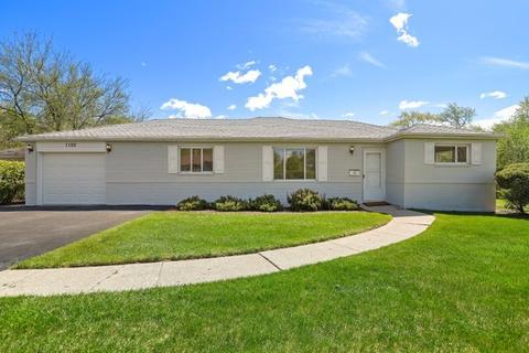 1105 Aspen St, Hoffman Estates, IL 60169 photo 1