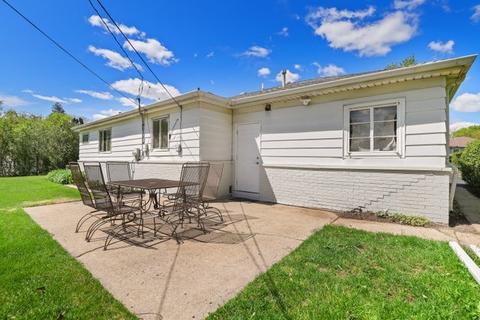 1105 Aspen St, Hoffman Estates, IL 60169 photo 28