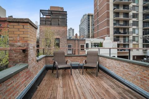 56 Elm St, Chicago, IL 60611 photo 22