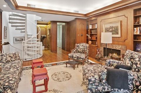 56 Elm St, Chicago, IL 60611 photo 15