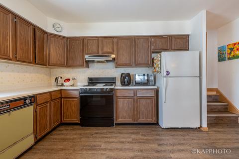 631 Beau Ct, Des Plaines, IL 60016 photo 16