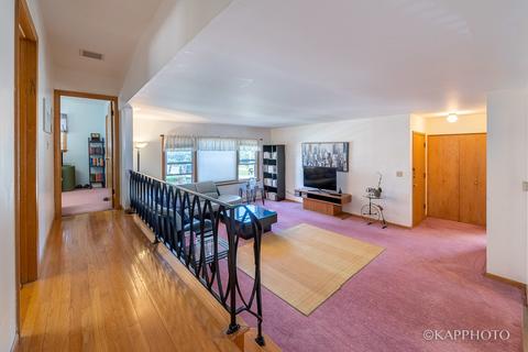 631 Beau Ct, Des Plaines, IL 60016 photo 7