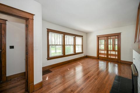 708 Irving Ave, Wheaton, IL 60187 photo 9