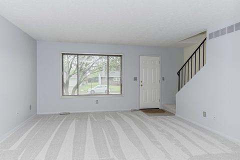 1404 Keller Rd #9, Normal, IL 61761 photo 4