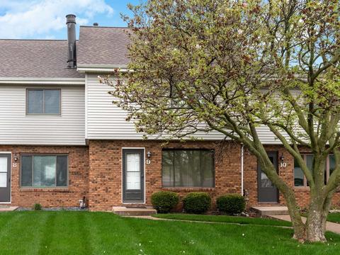 1404 Keller Rd #9, Normal, IL 61761 photo 2