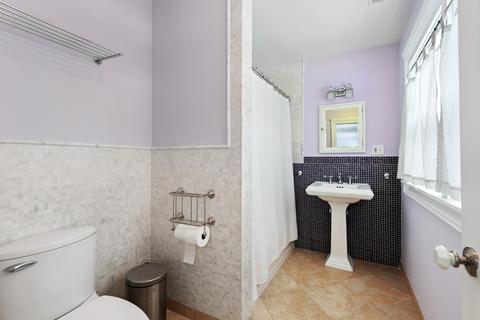 2720 Harrison St, Evanston, IL 60201 photo 20