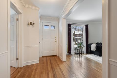 2720 Harrison St, Evanston, IL 60201 photo 2