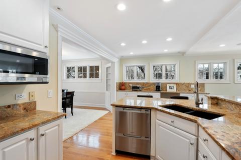 2720 Harrison St, Evanston, IL 60201 photo 9