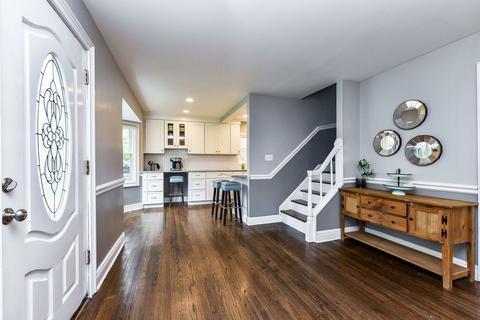 1927 Evergreen St, Wheaton, IL 60187 photo 4