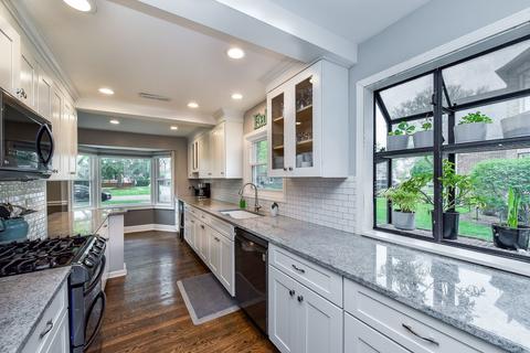 1927 Evergreen St, Wheaton, IL 60187 photo 10