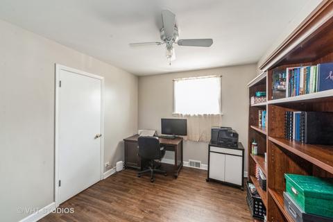 4037 Ruby St, Schiller Park, IL 60176 photo 10