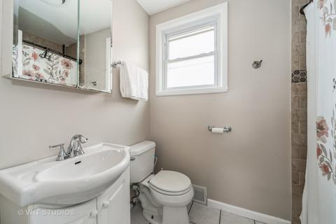 4037 Ruby St, Schiller Park, IL 60176 photo 7
