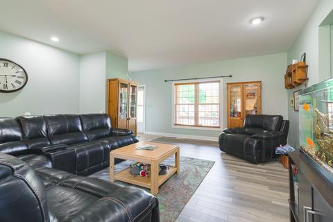 309 Lincoln St, Harvard, IL 60033 photo 9