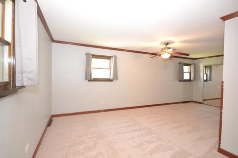 325 S Gale St, Elgin, IL 60123 photo 10