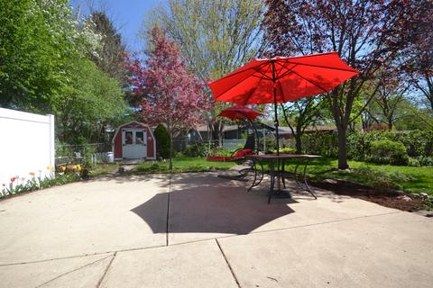 325 S Gale St, Elgin, IL 60123 photo 22