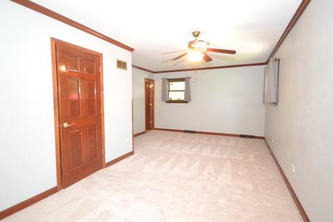 325 S Gale St, Elgin, IL 60123 photo 9