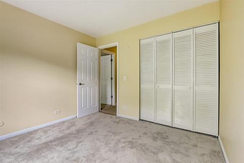 1020 Ferndale Ct #C2, Wheeling, IL 60090 photo 18