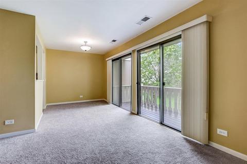 1020 Ferndale Ct #C2, Wheeling, IL 60090 photo 5