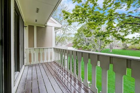 1020 Ferndale Ct #C2, Wheeling, IL 60090 photo 8