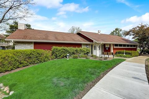 1020 Ferndale Ct #C2, Wheeling, IL 60090 photo 24