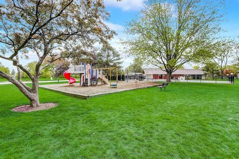 1020 Ferndale Ct #C2, Wheeling, IL 60090 photo 28