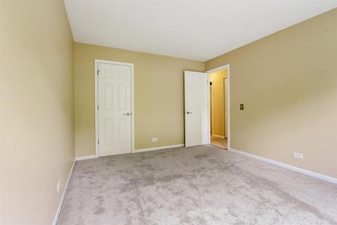 1020 Ferndale Ct #C2, Wheeling, IL 60090 photo 15