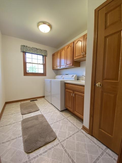 37 W042 Hopps Rd, Elgin, IL 60124 photo 14