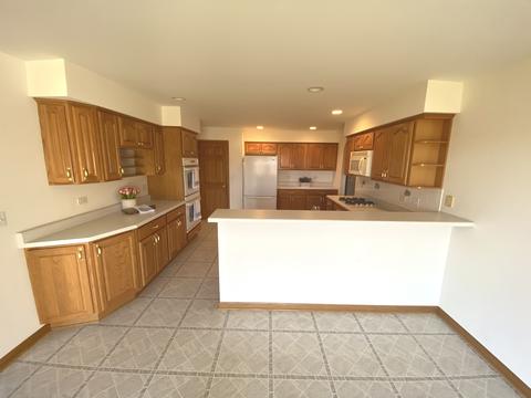 37 W042 Hopps Rd, Elgin, IL 60124 photo 6