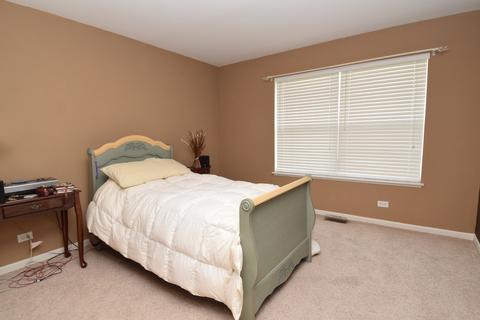 124 Summit Dr, Gilberts, IL 60136 photo 13