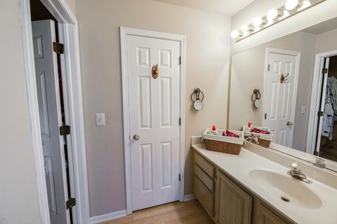6228 Eagle Ridge Dr, Gurnee, IL 60031 photo 16