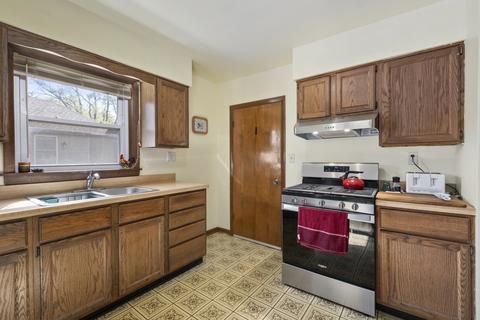 816 E Jefferson St, Morris, IL 60450 photo 8