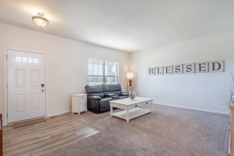 314 Longview Dr, Elgin, IL 60124 photo 9